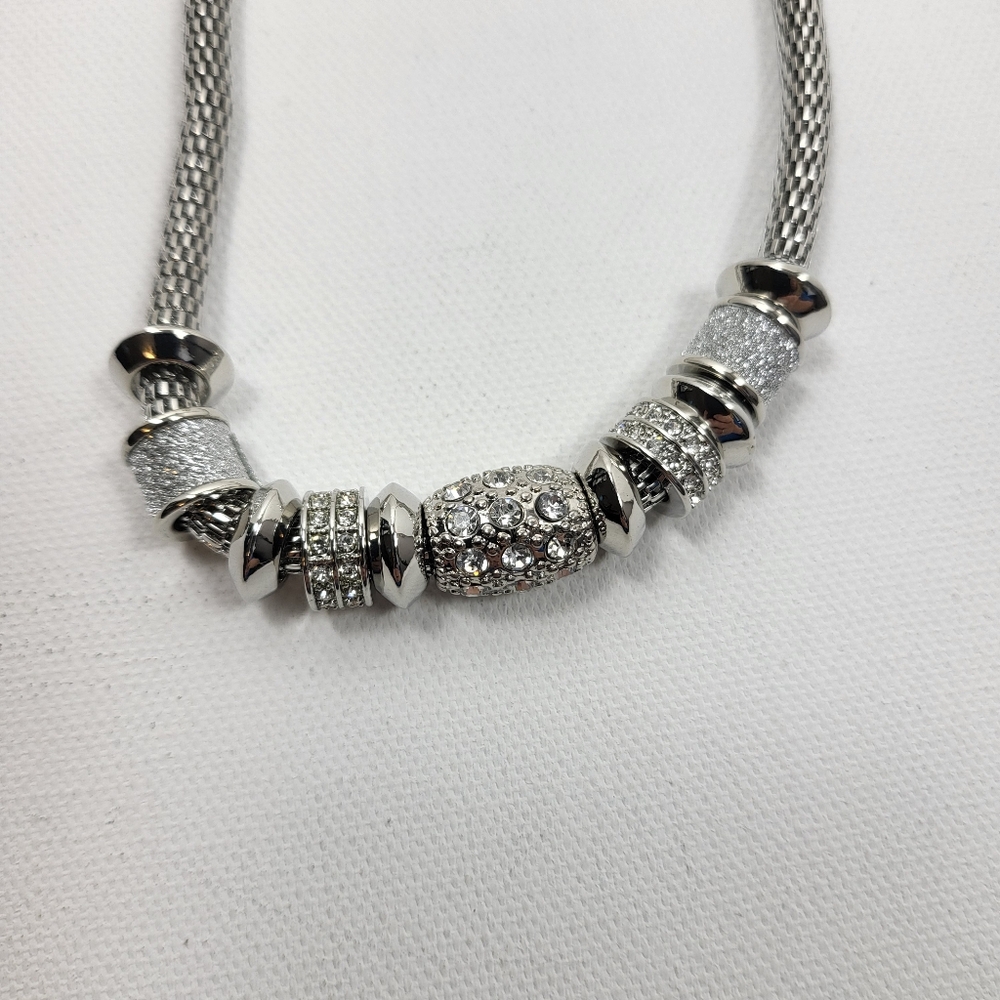 Catherines Charm Necklace Silver Tone Rhinestone‎ Accent Chain Necklace new